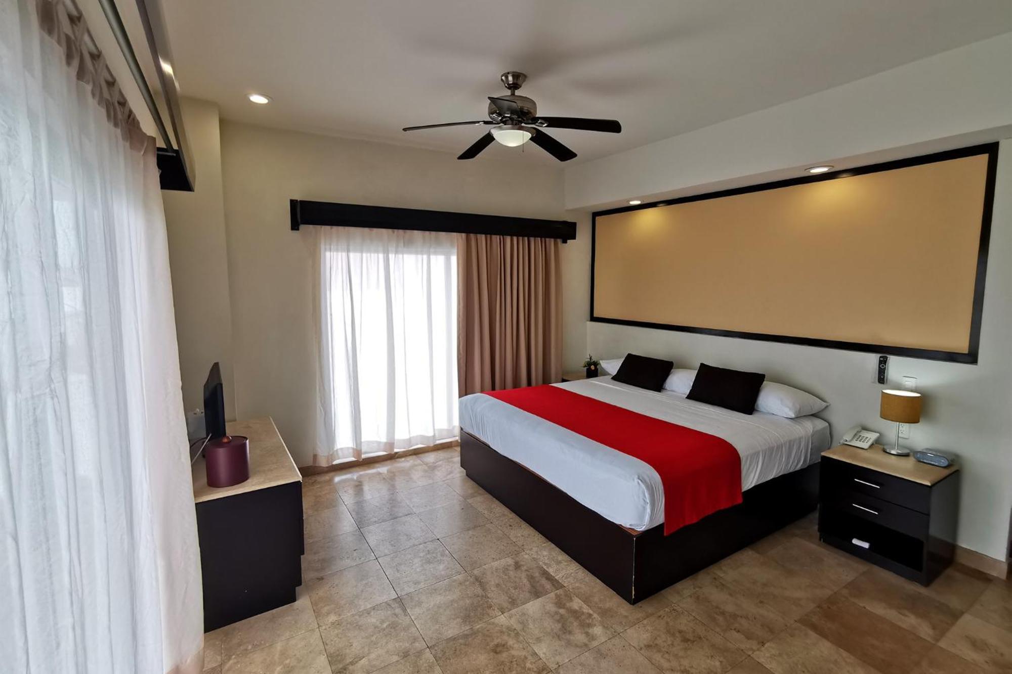 Coral Island Beach View Hotel Mazatlán
